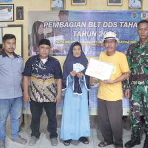 Transparan dan Tepat Sasaran, Pemdes Kramatlaban Salurkan BLT Dana Desa Tahap IV kepada 26 KPM