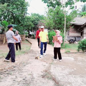 Survey Bantuan Paving Blok di Kp. Kaduwakap